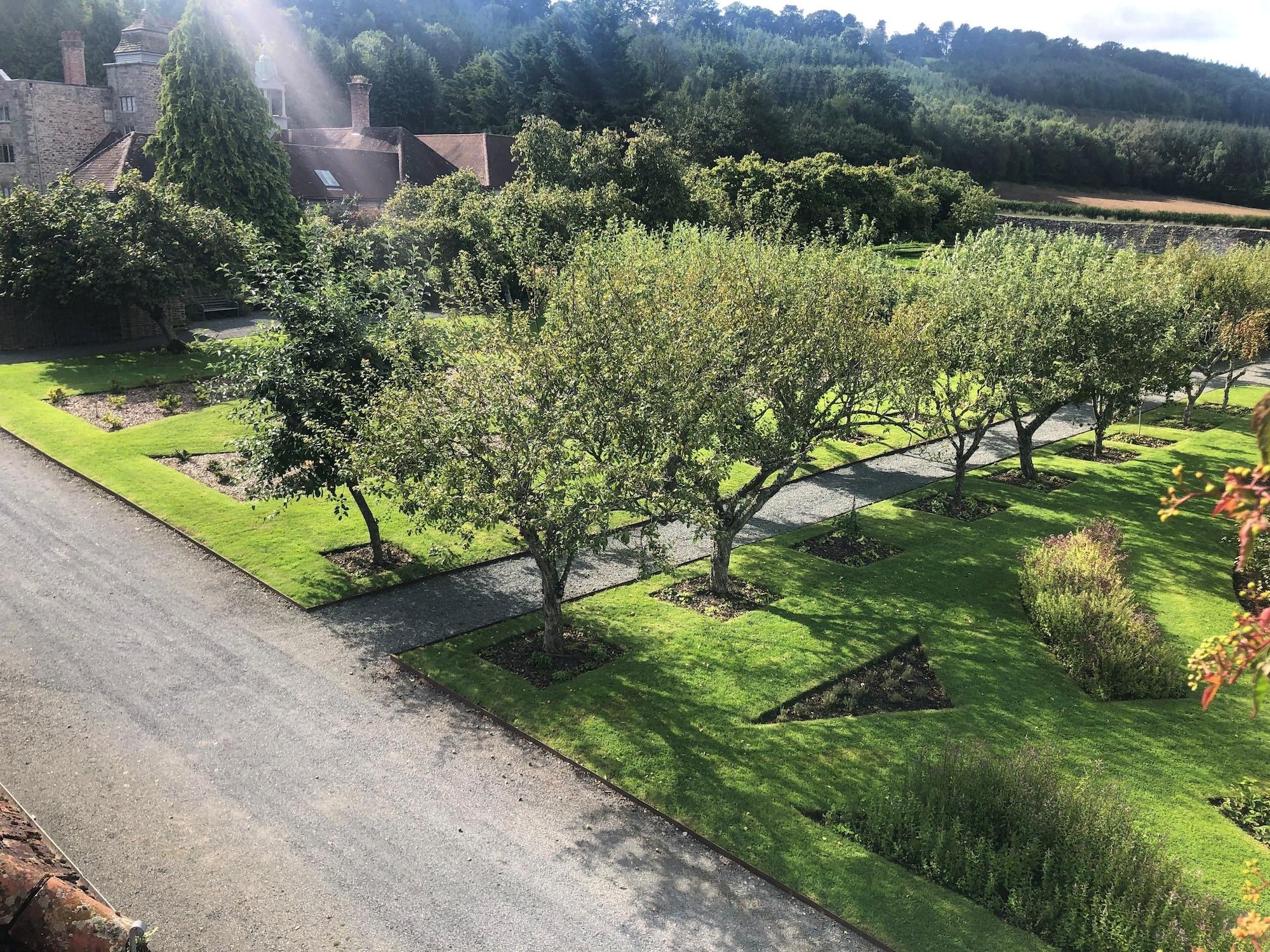 Bronllys Llangoed Hall מראה חיצוני תמונה